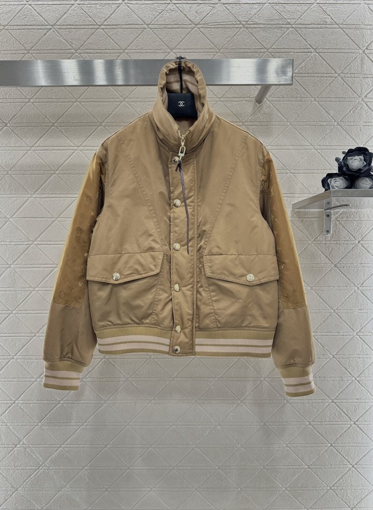 Куртка женская фото 3