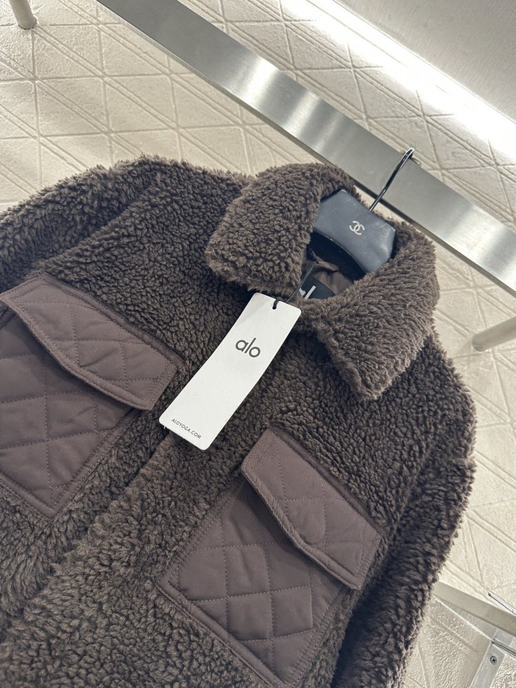 Куртка жіноча фото 3