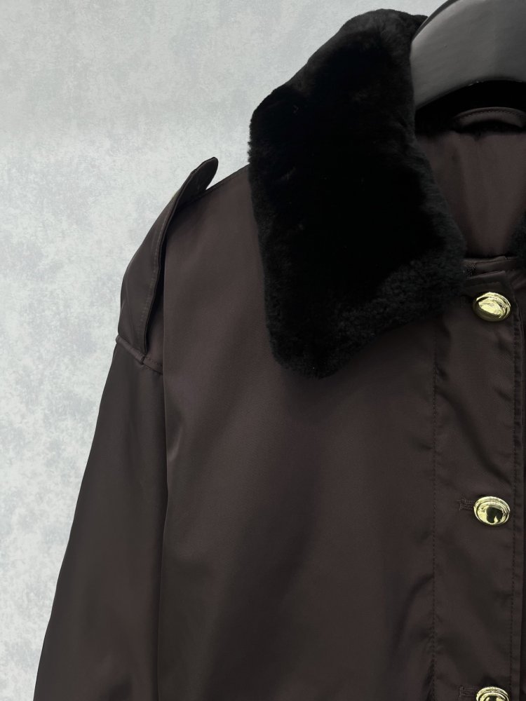 Куртка женская фото 3