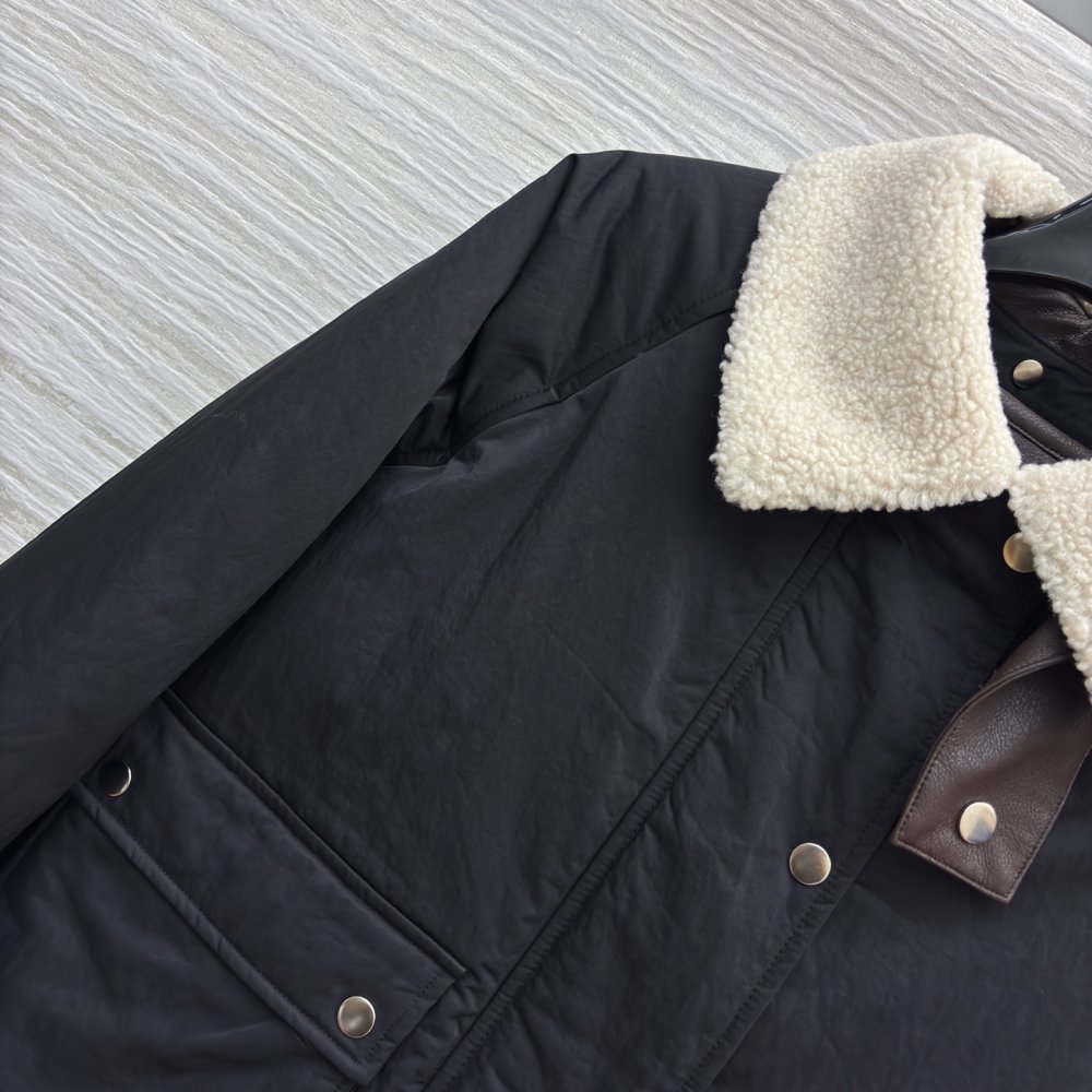 Jacket women's фото 3