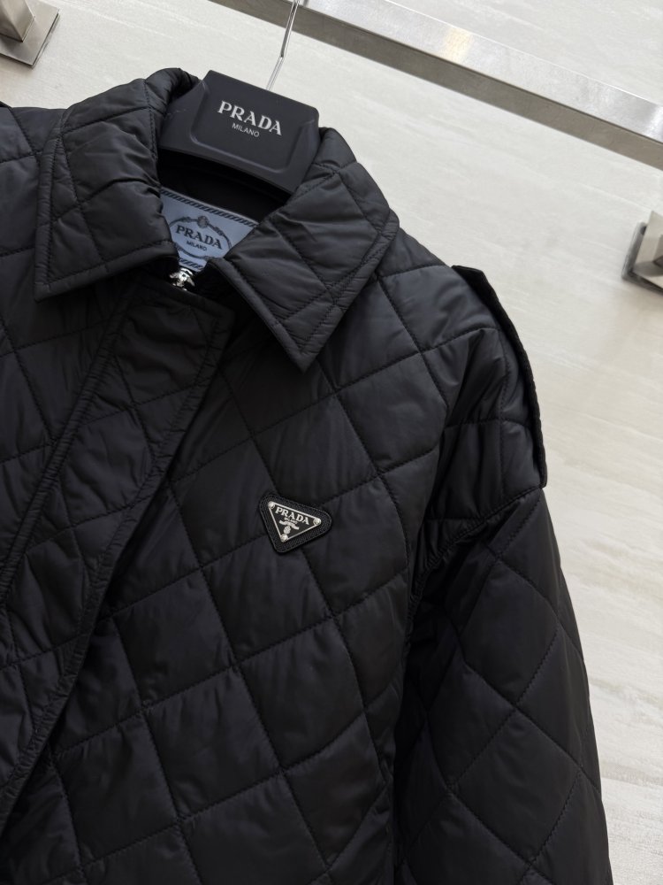 Jacket women's фото 3