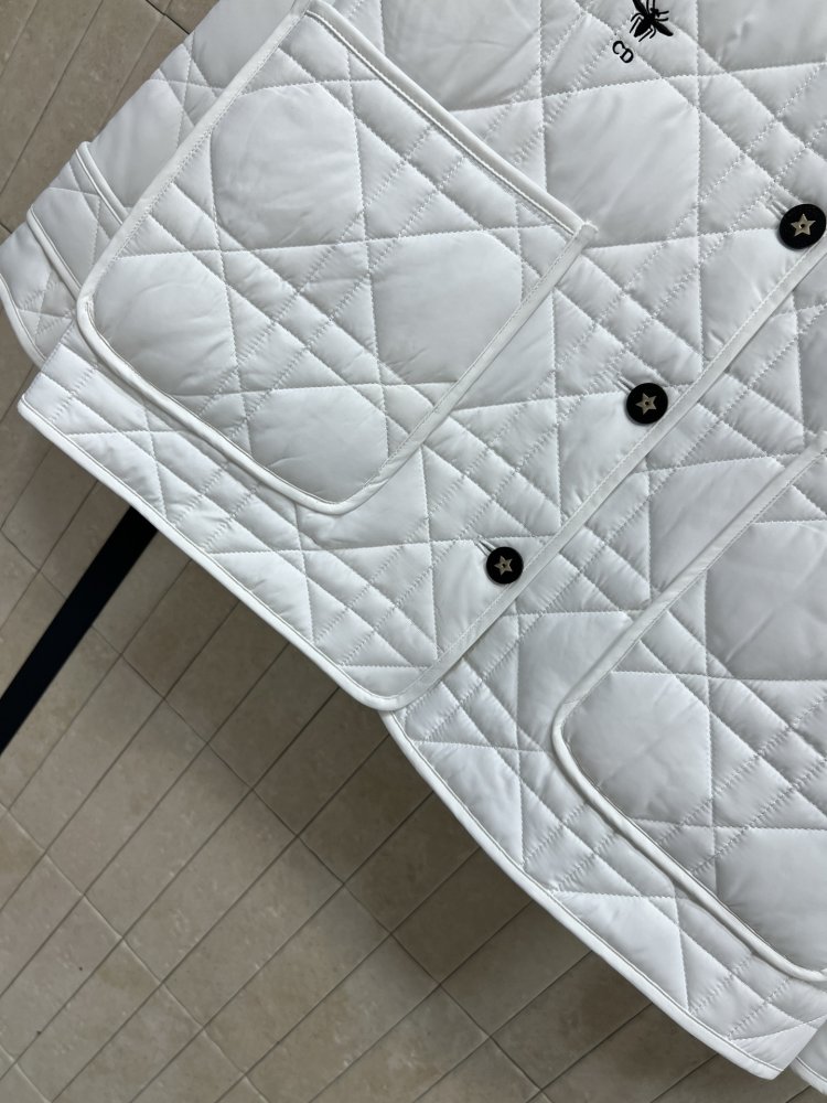 Jacket women's фото 3