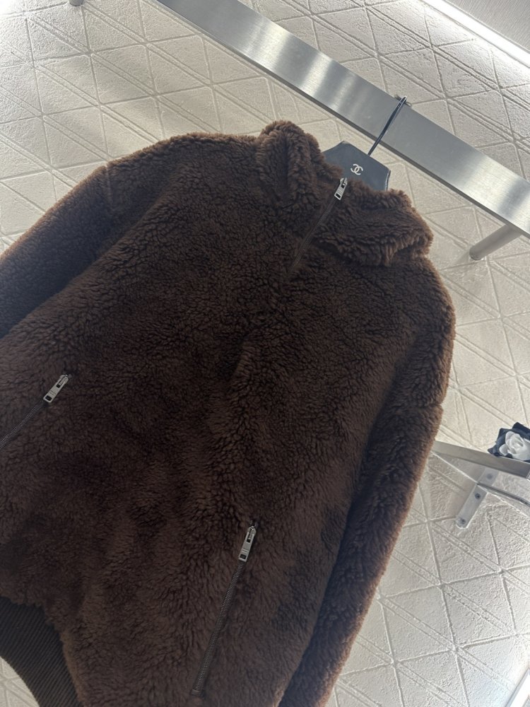 Куртка женская фото 3