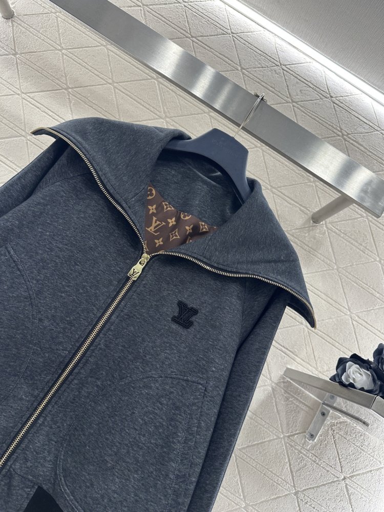 Куртка женская фото 3