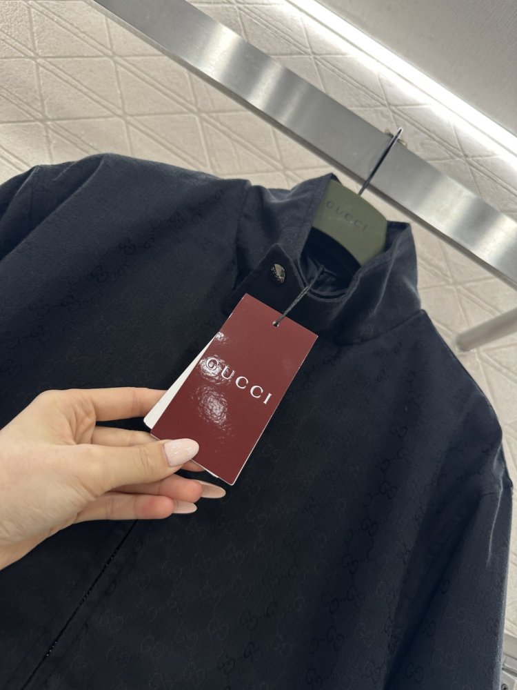 Куртка женская фото 3