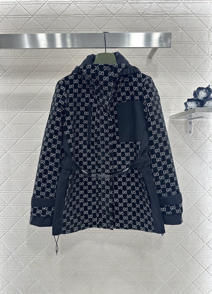 Куртка женская фото 3