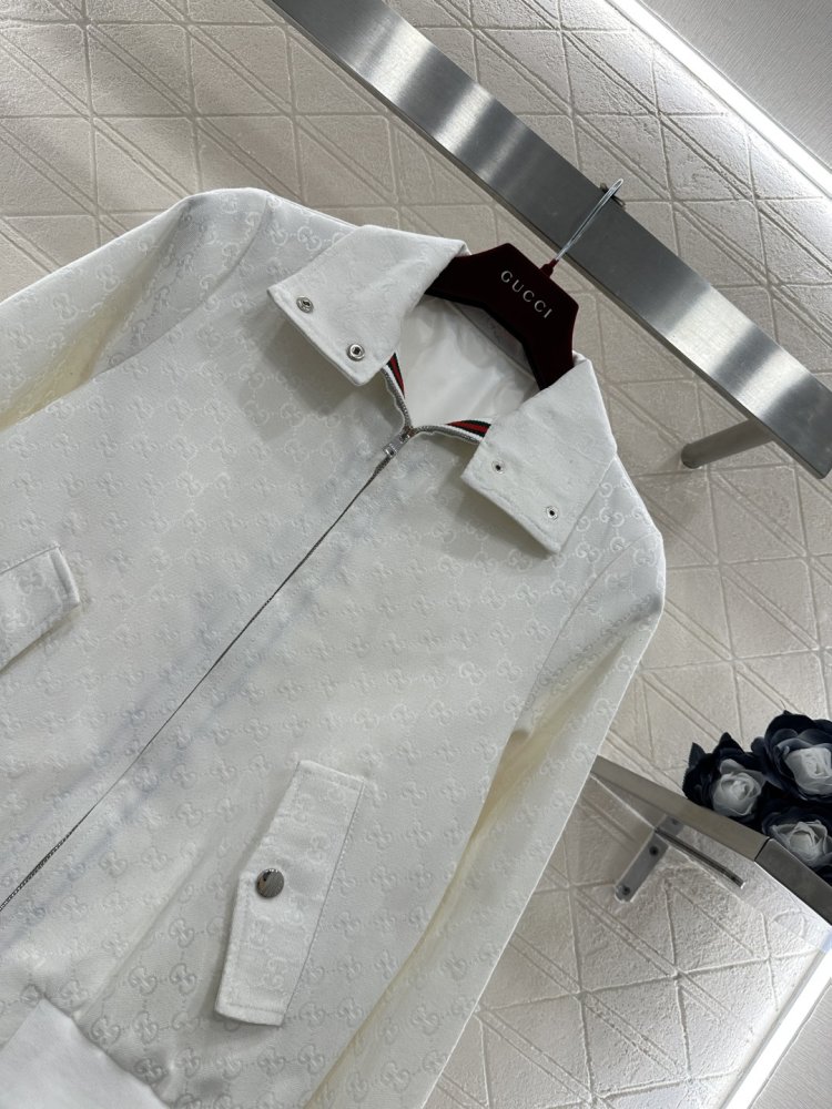 Куртка жіноча фото 3