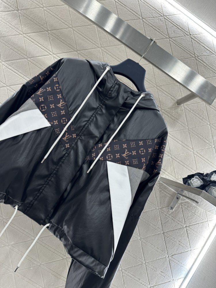 Куртка жіноча фото 3