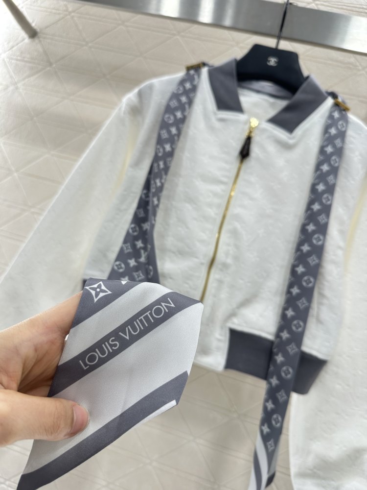 Куртка жіноча фото 4