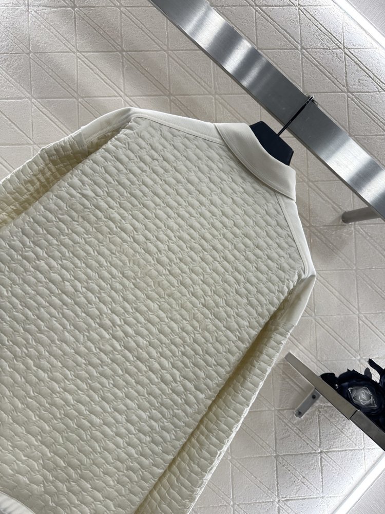 Куртка женская фото 4