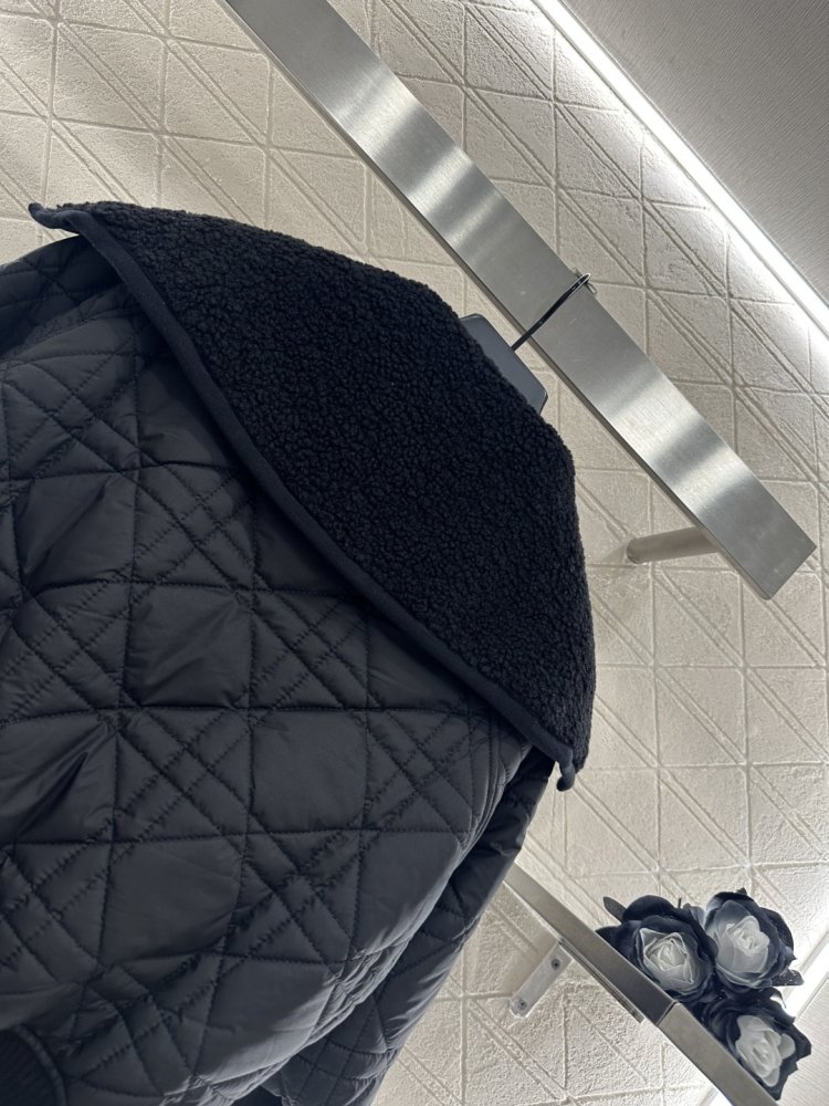 Куртка женская фото 4