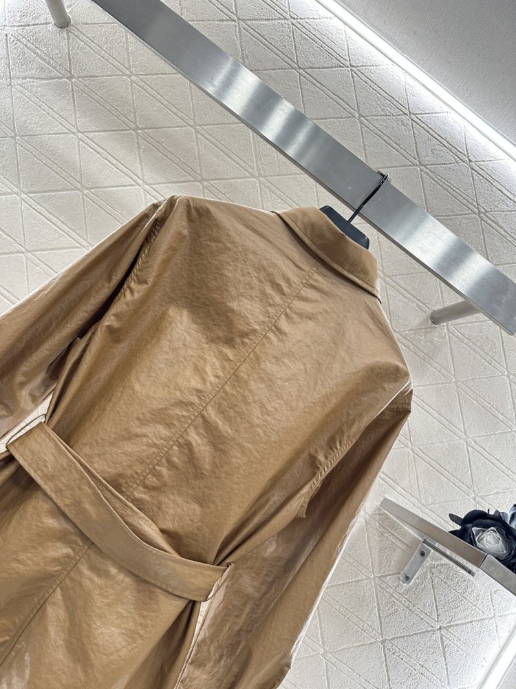 Куртка жіноча фото 4