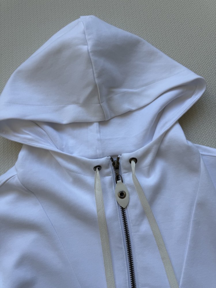 Куртка жіноча фото 4