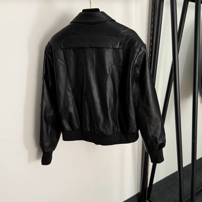 Куртка женская фото 4