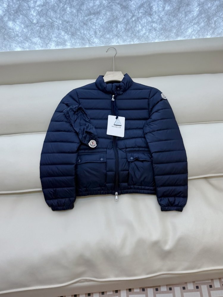 Куртка женская фото 4