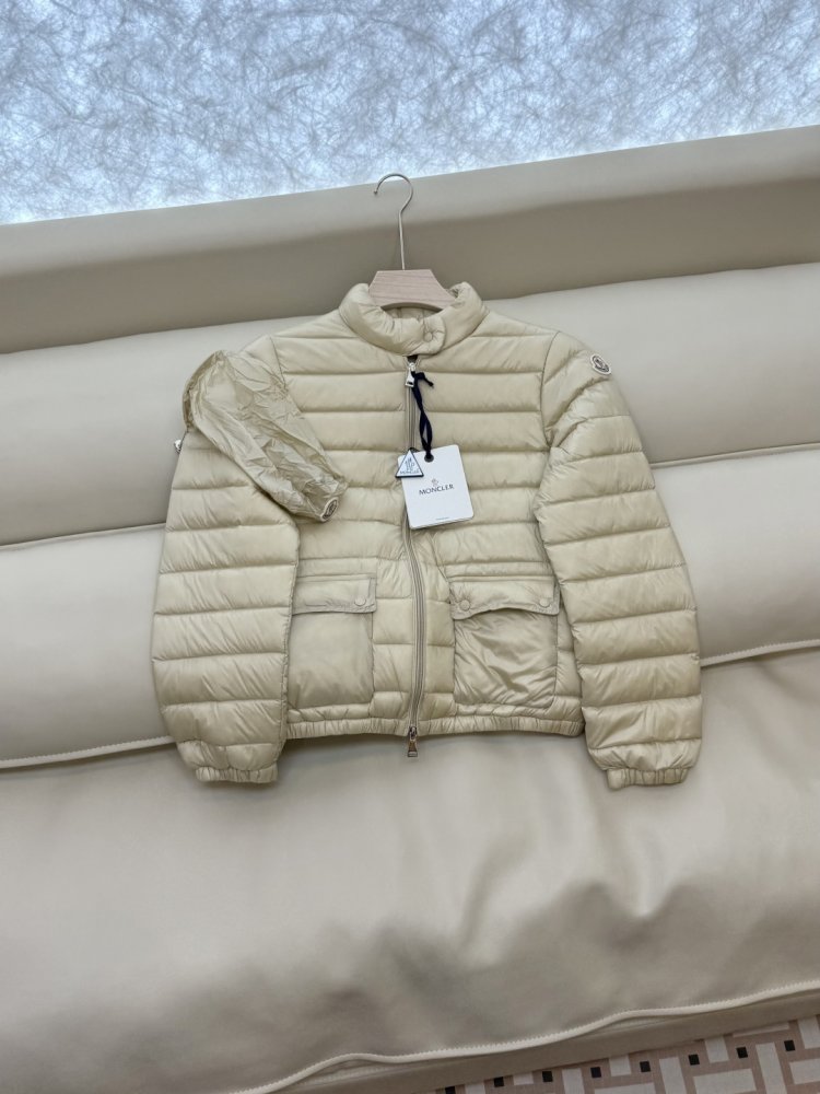 Куртка женская фото 4