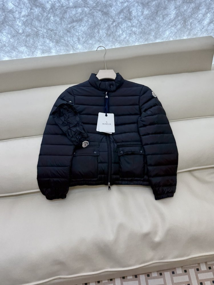 Куртка жіноча фото 4