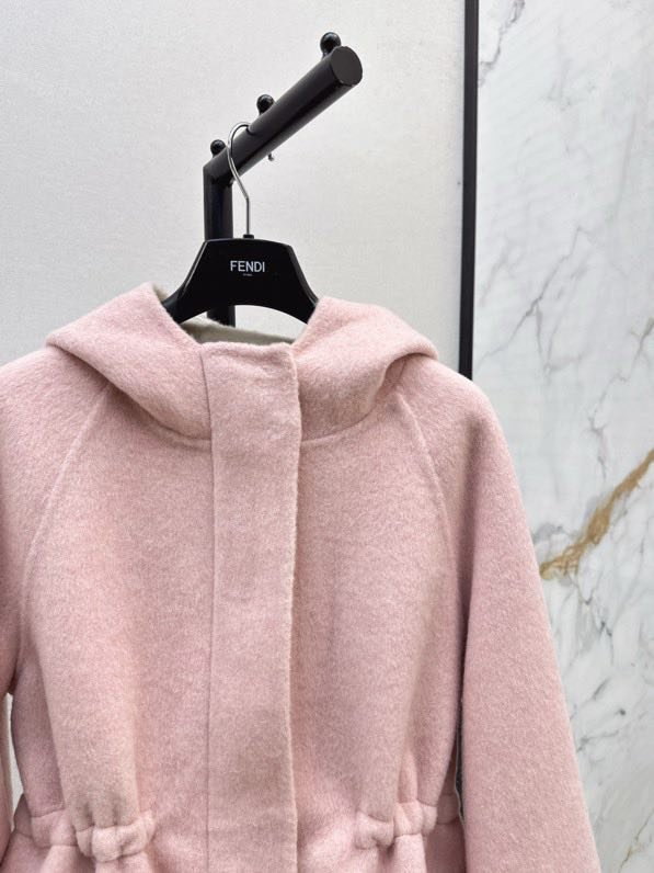 Куртка женская фото 4