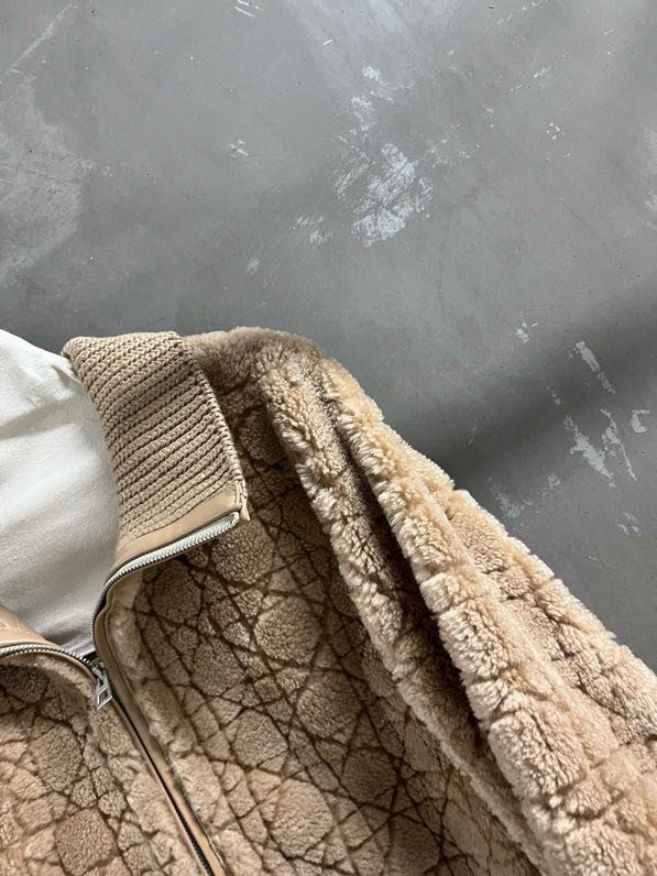 Куртка женская фото 4