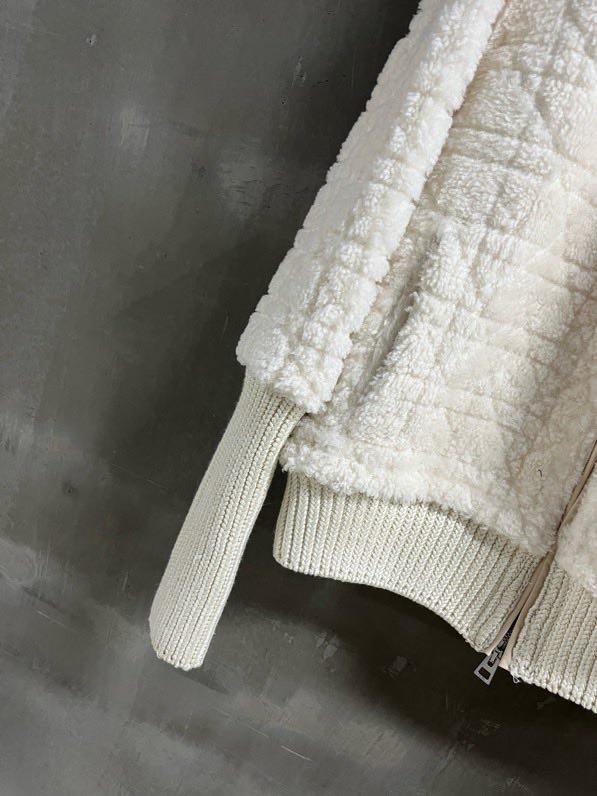 Куртка жіноча фото 4