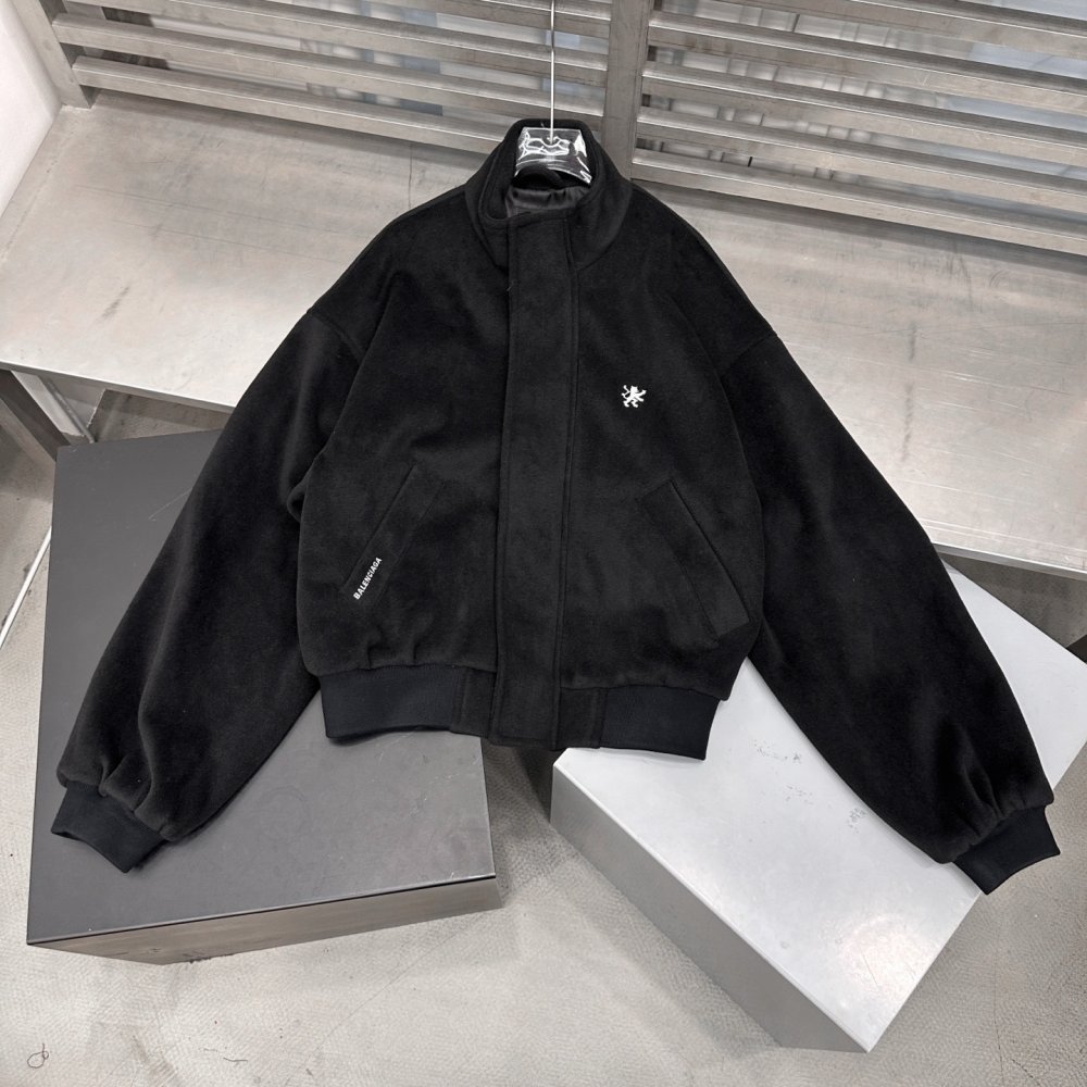 Куртка жіноча фото 4