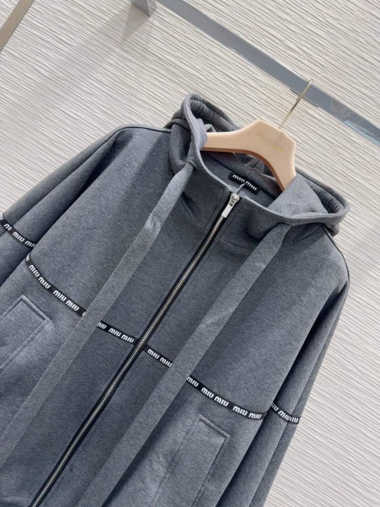 Куртка женская фото 4