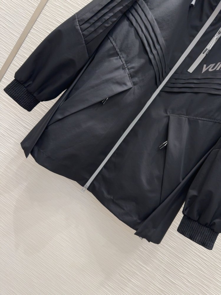 Куртка женская фото 4