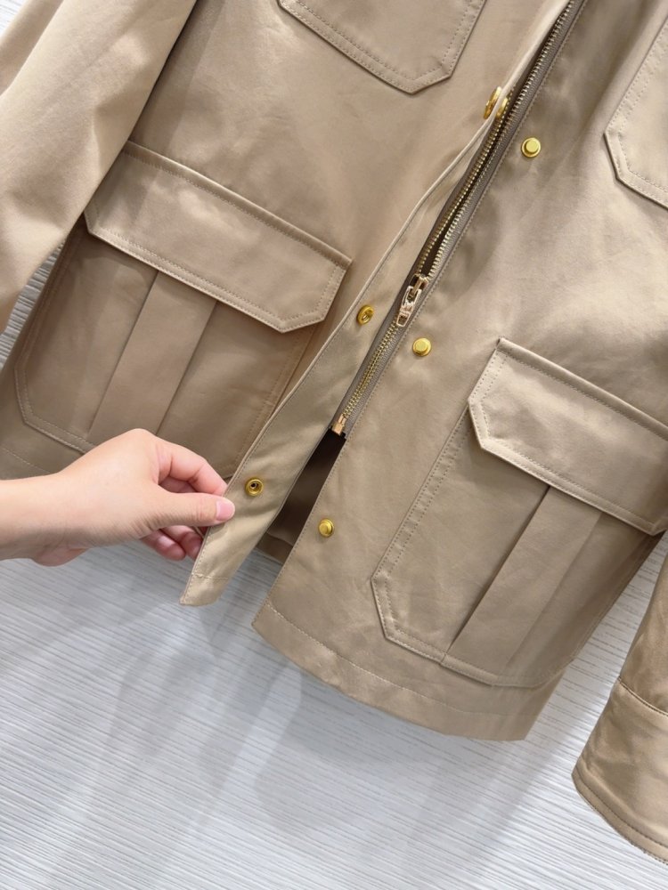 Куртка женская фото 4