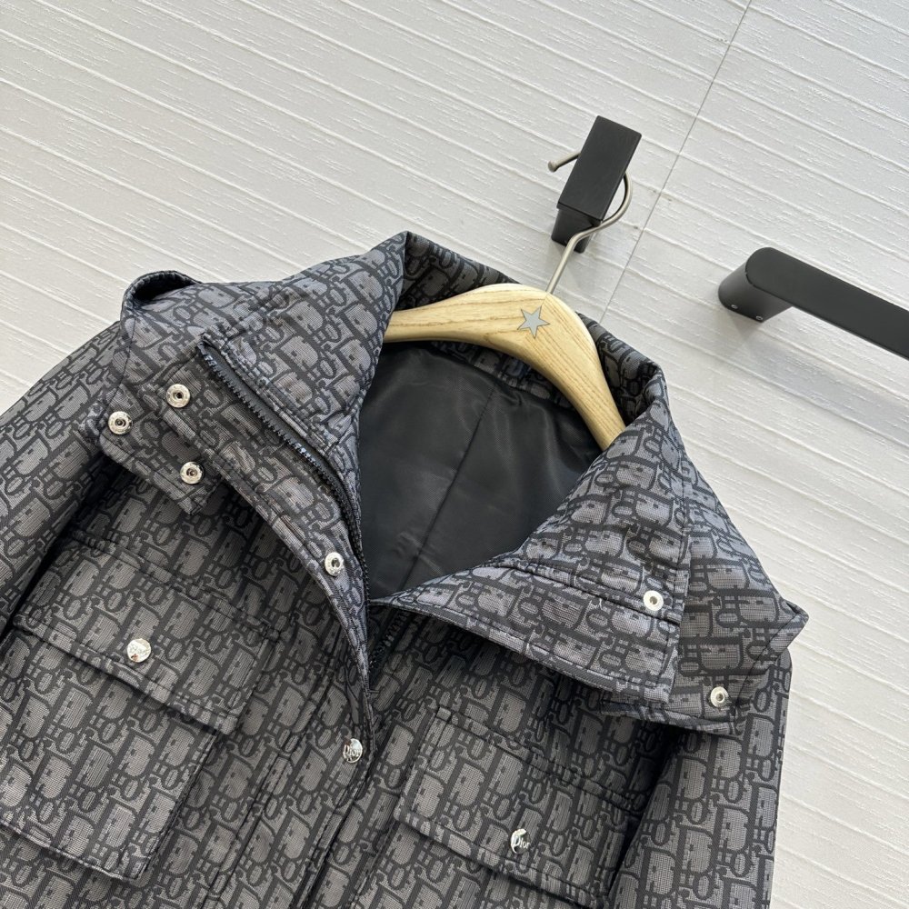 Куртка жіноча фото 4