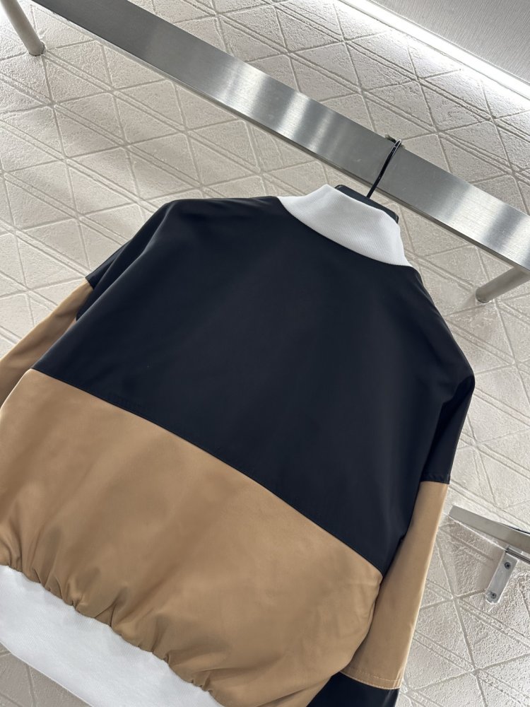 Куртка женская фото 4