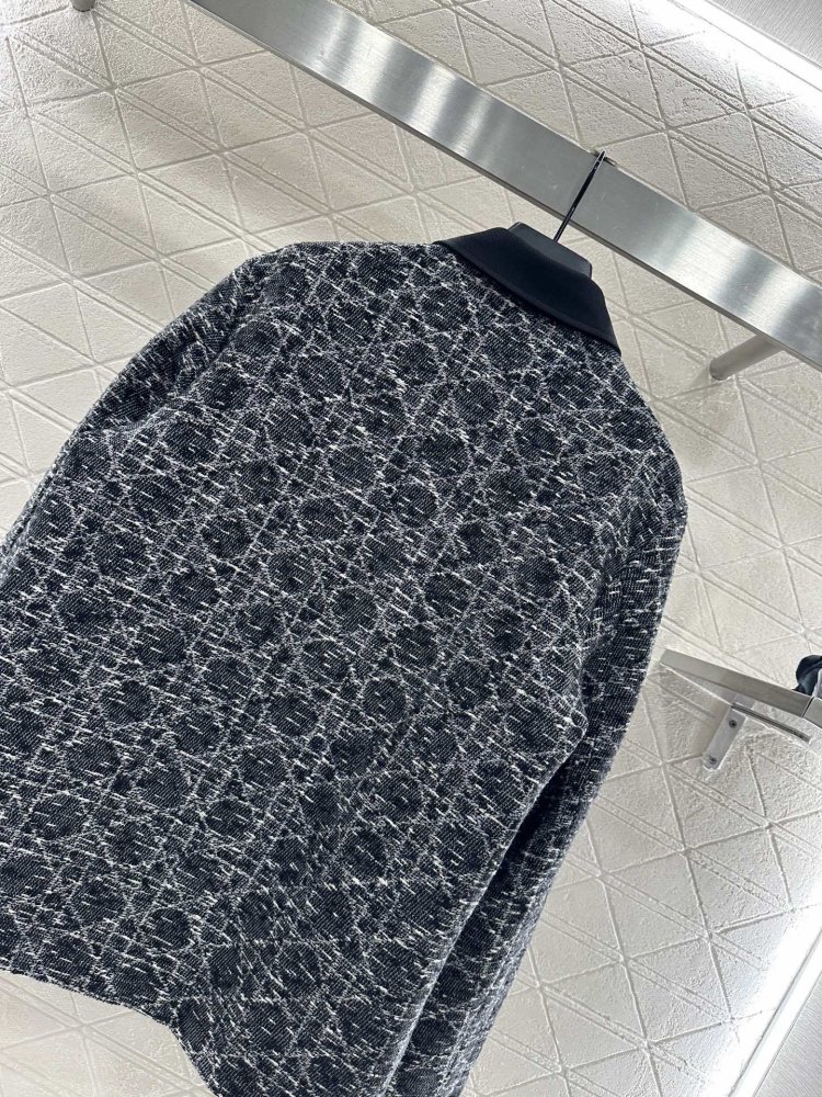 Куртка жіноча фото 4