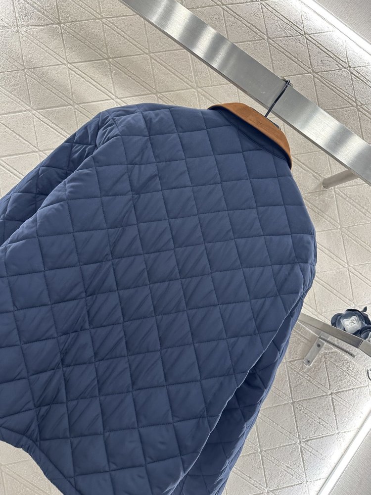 Куртка женская фото 4