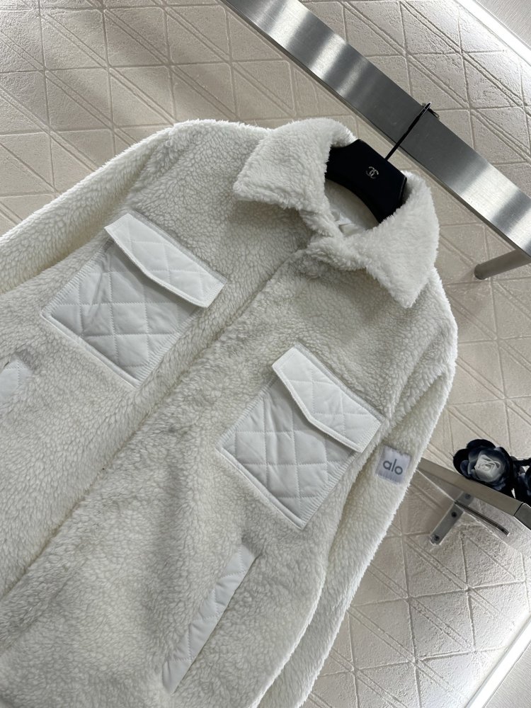 Куртка женская фото 4