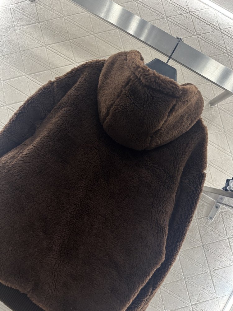 Куртка женская фото 4