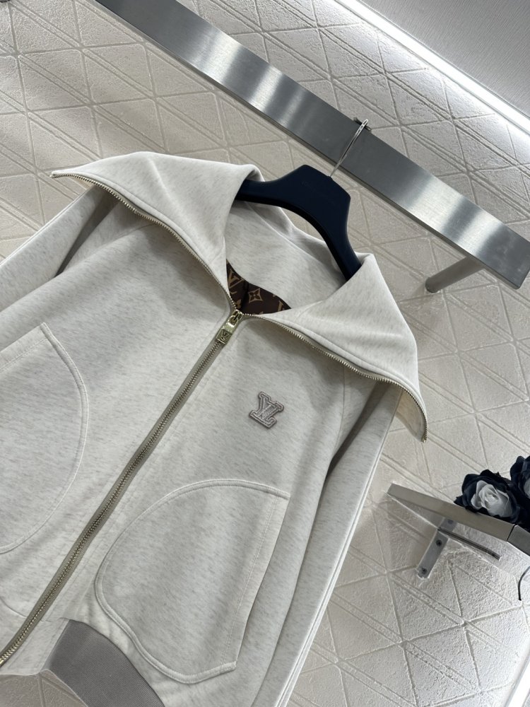 Куртка женская фото 4