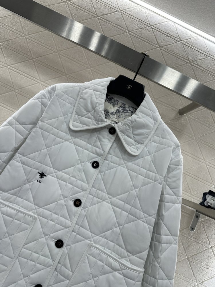 Куртка женская фото 4