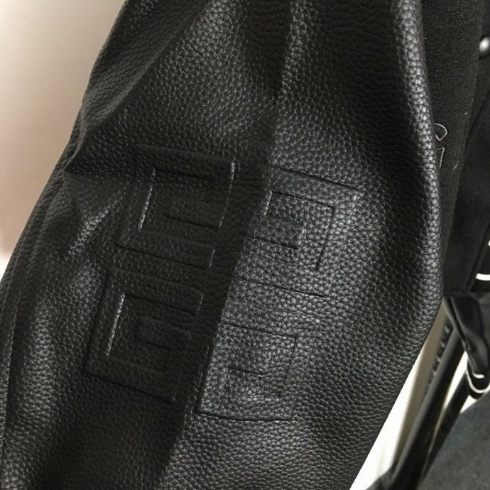 Куртка жіноча фото 4