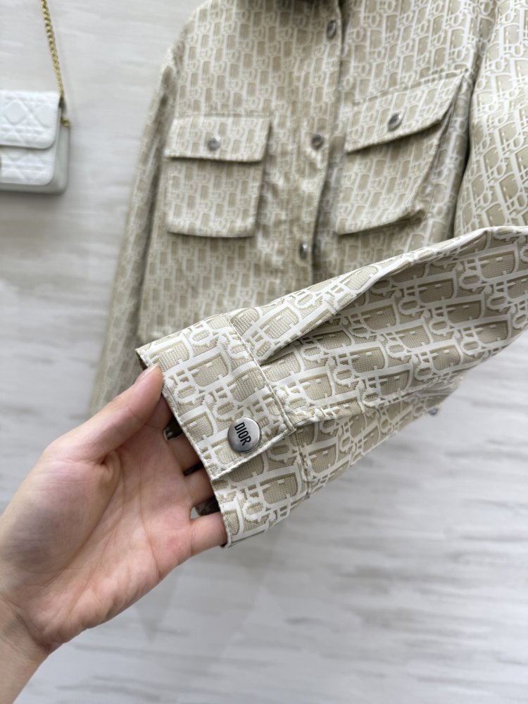 Jacket women's фото 5