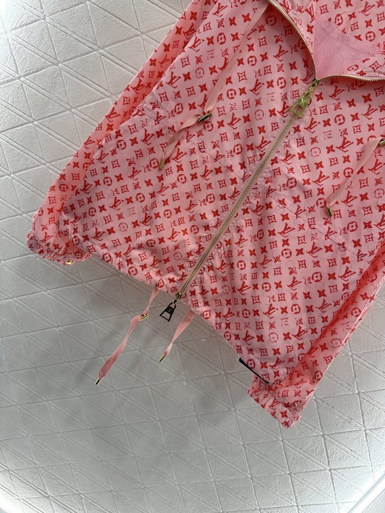 Куртка женская фото 5