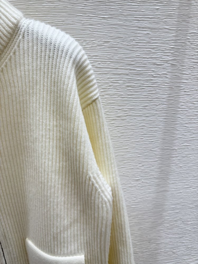 Куртка женская фото 5