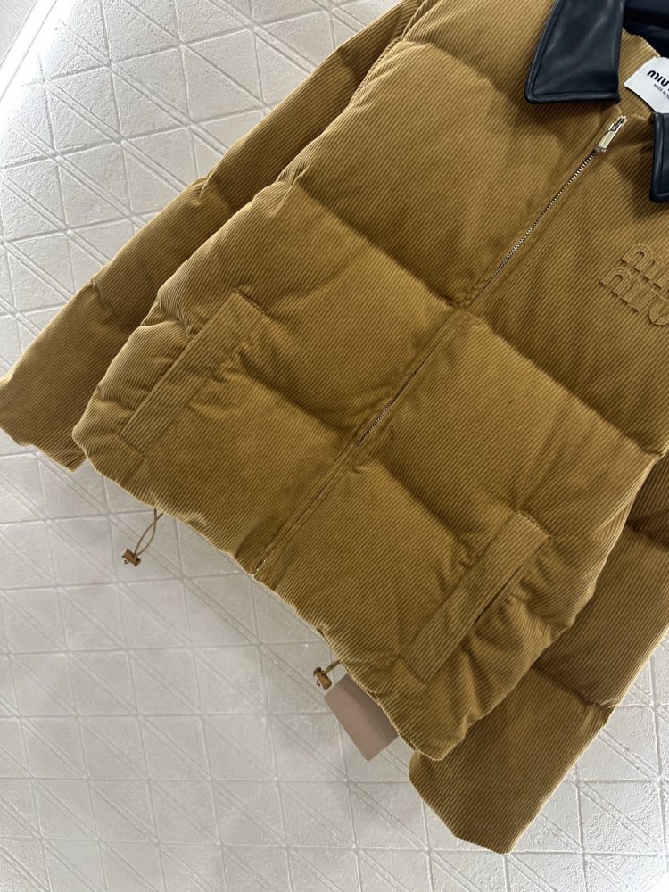 Куртка жіноча фото 5