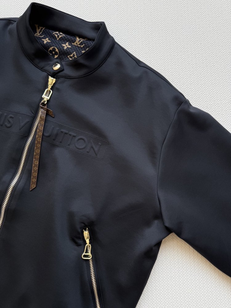 Куртка женская фото 5