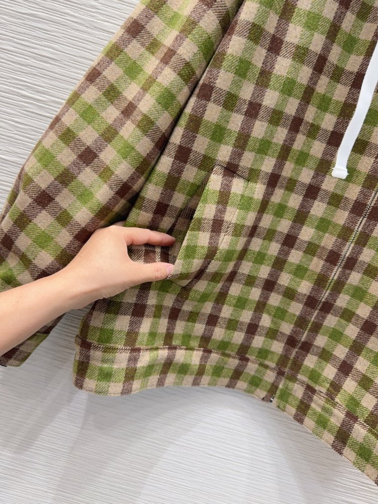 Куртка женская фото 5