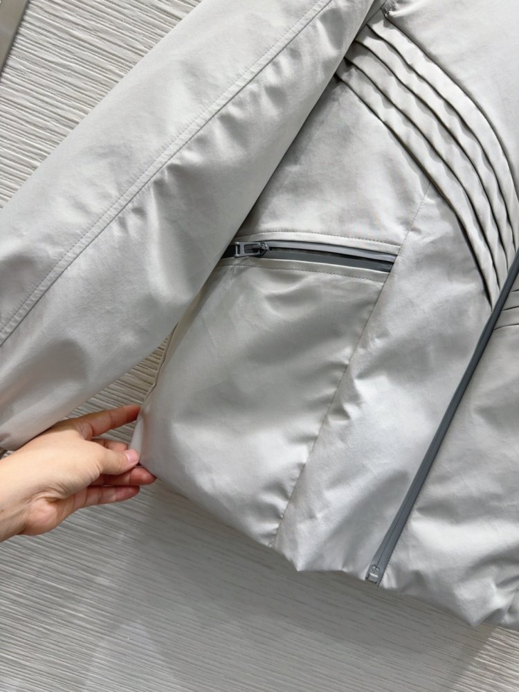 Куртка женская фото 5