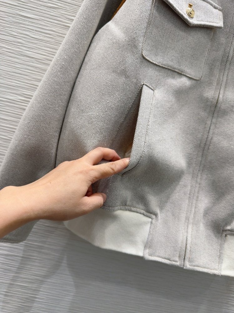 Куртка жіноча фото 5