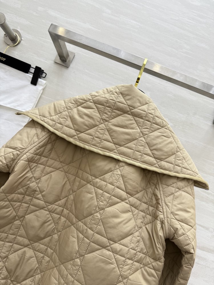 Куртка жіноча фото 5