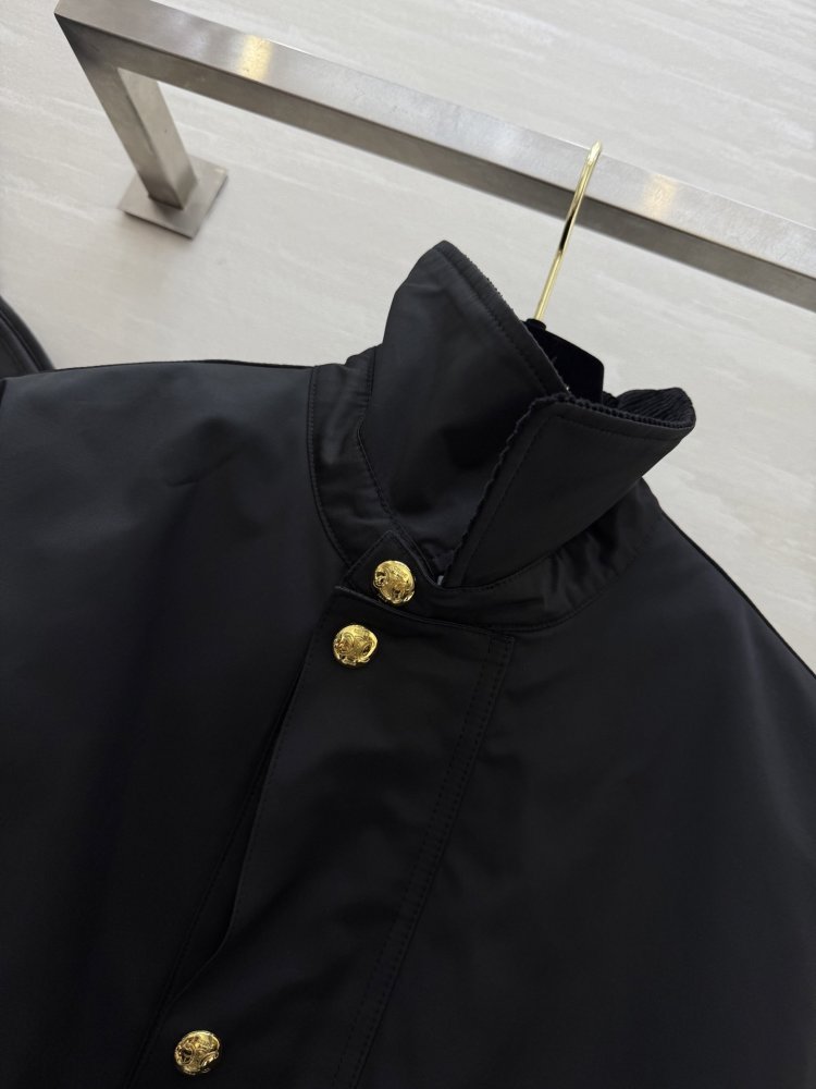 Куртка женская фото 5