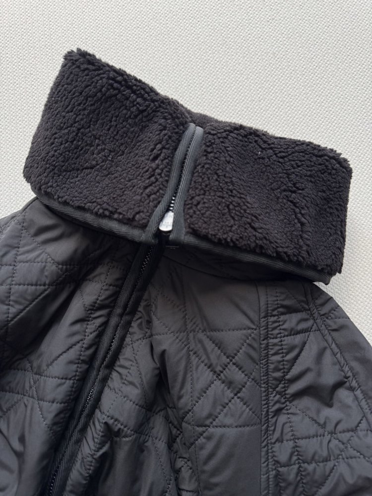 Куртка жіноча фото 5