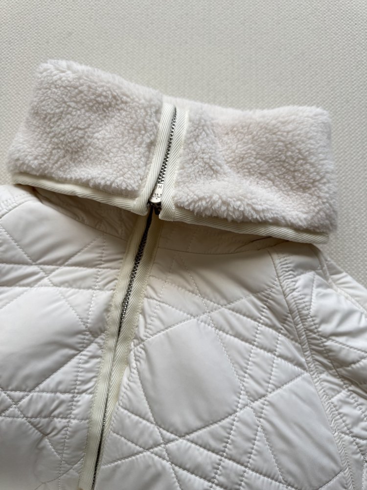 Куртка жіноча фото 5