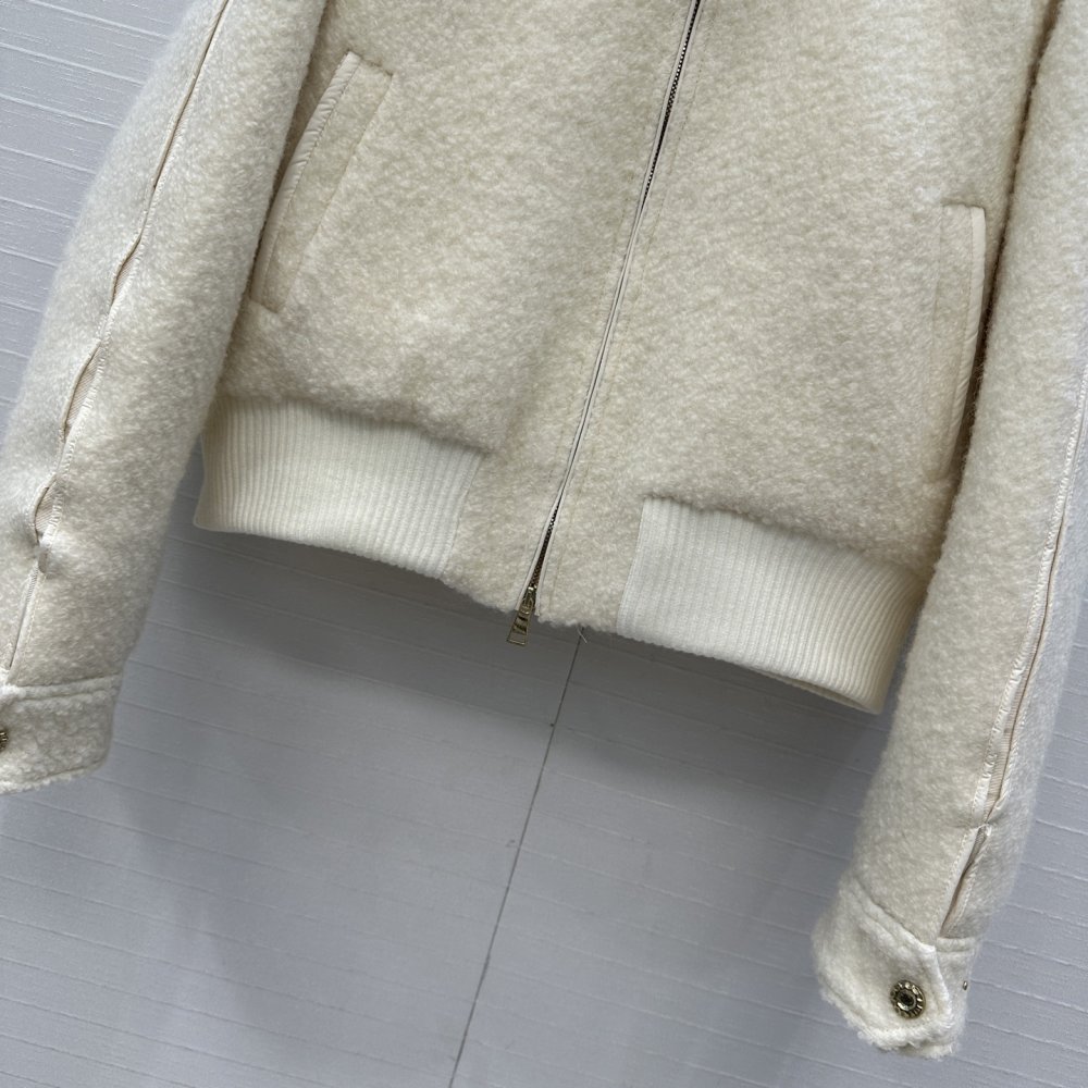 Куртка женская фото 5